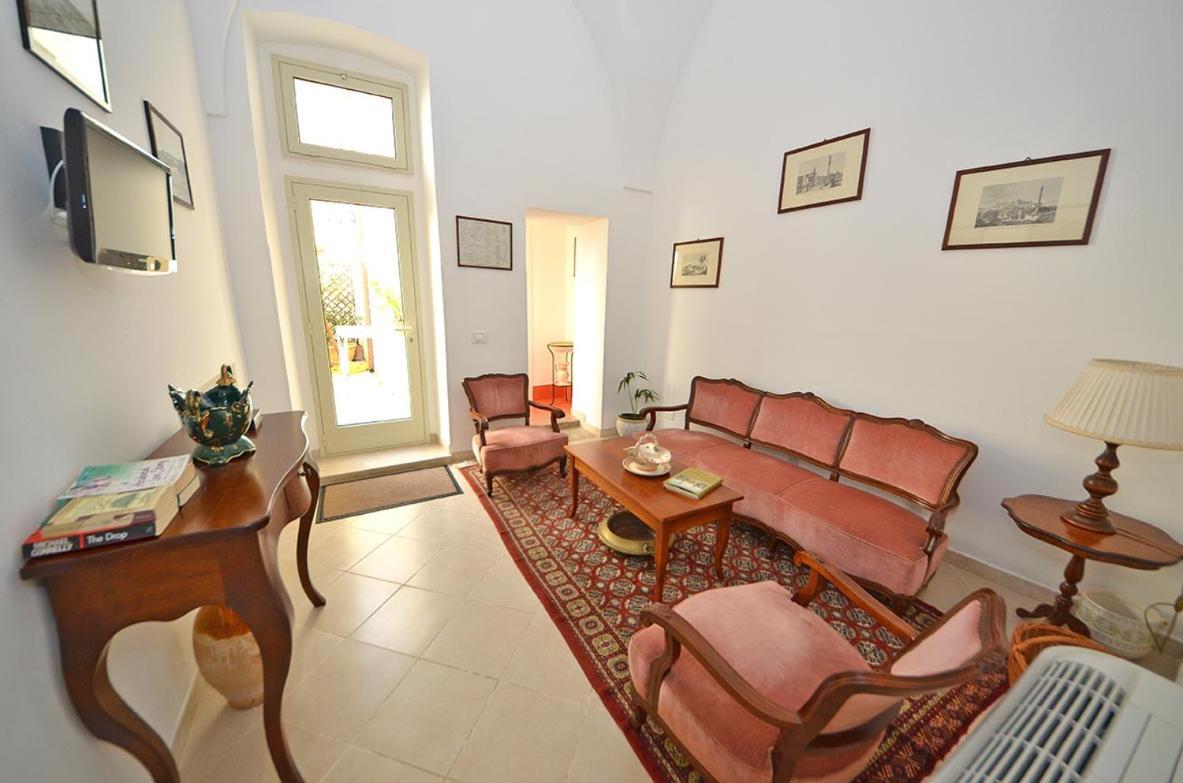Casa Branca Bed & Breakfast Castrignano del Capo Exterior photo